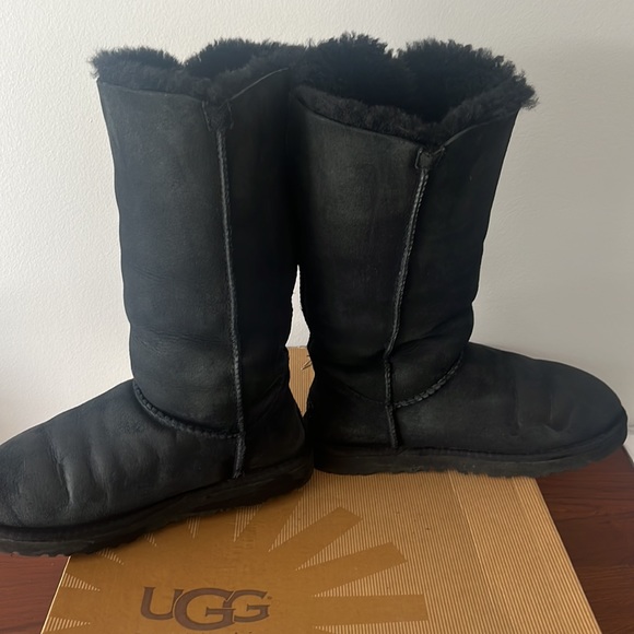 UGG Black Tall Bailey Boots - Picture 4 of 5